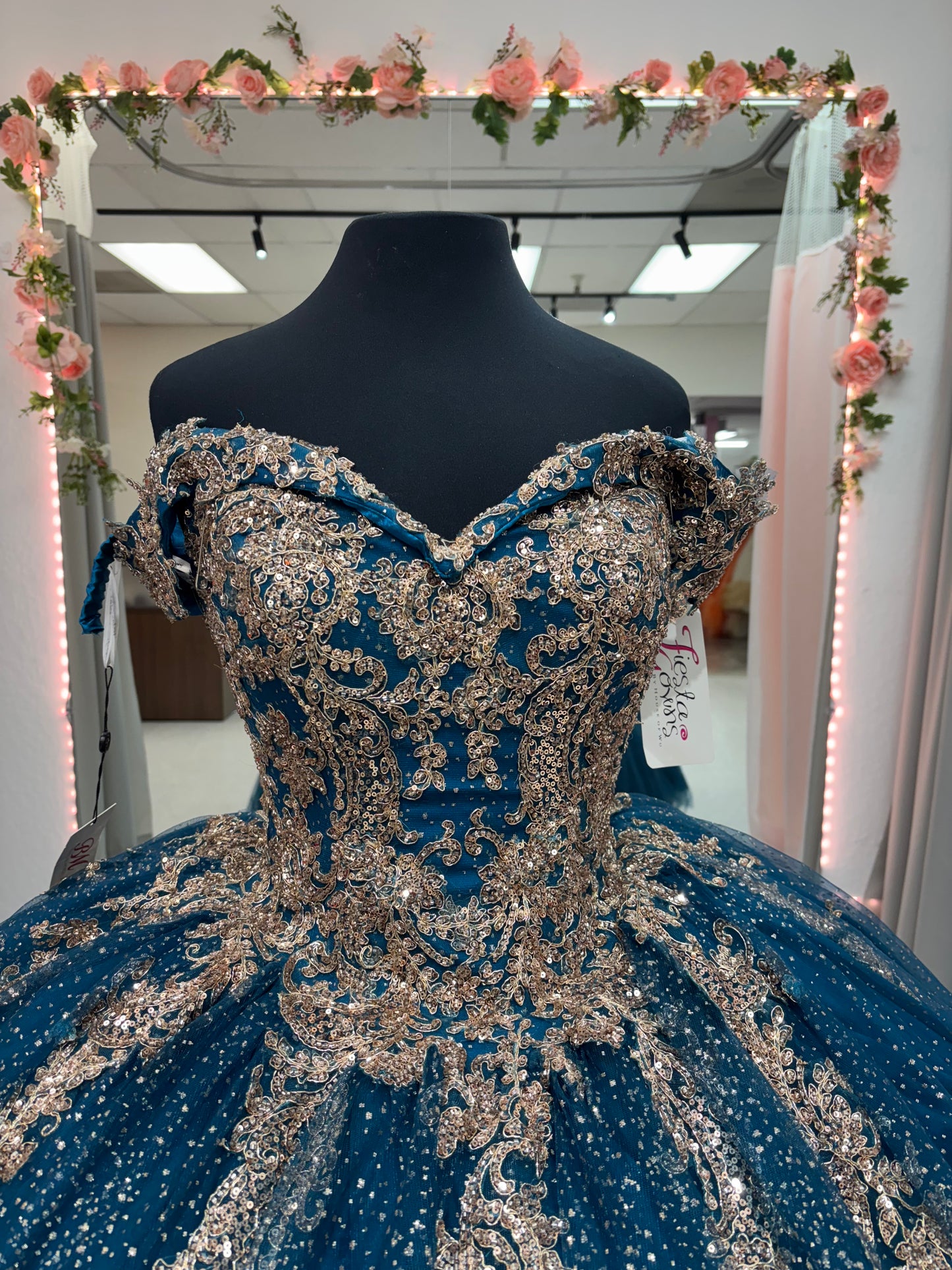 Peacock Majesty 56453