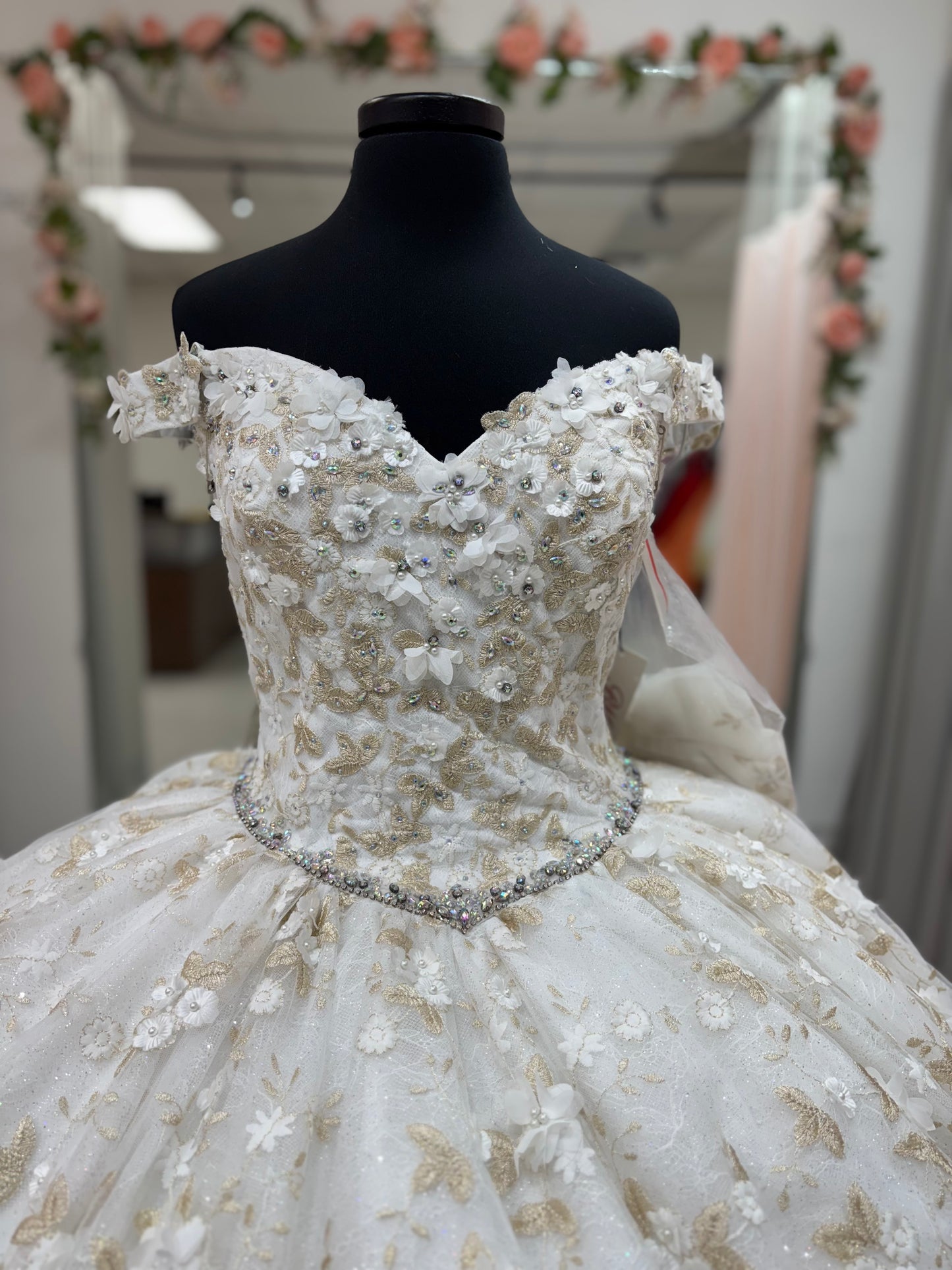 Ivory Blossom Royale