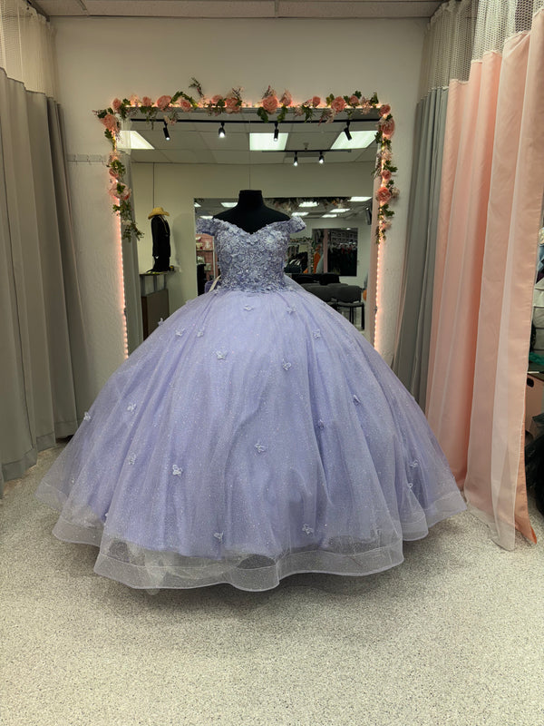 Lavender Grace — Emerald Quinceañera Dress