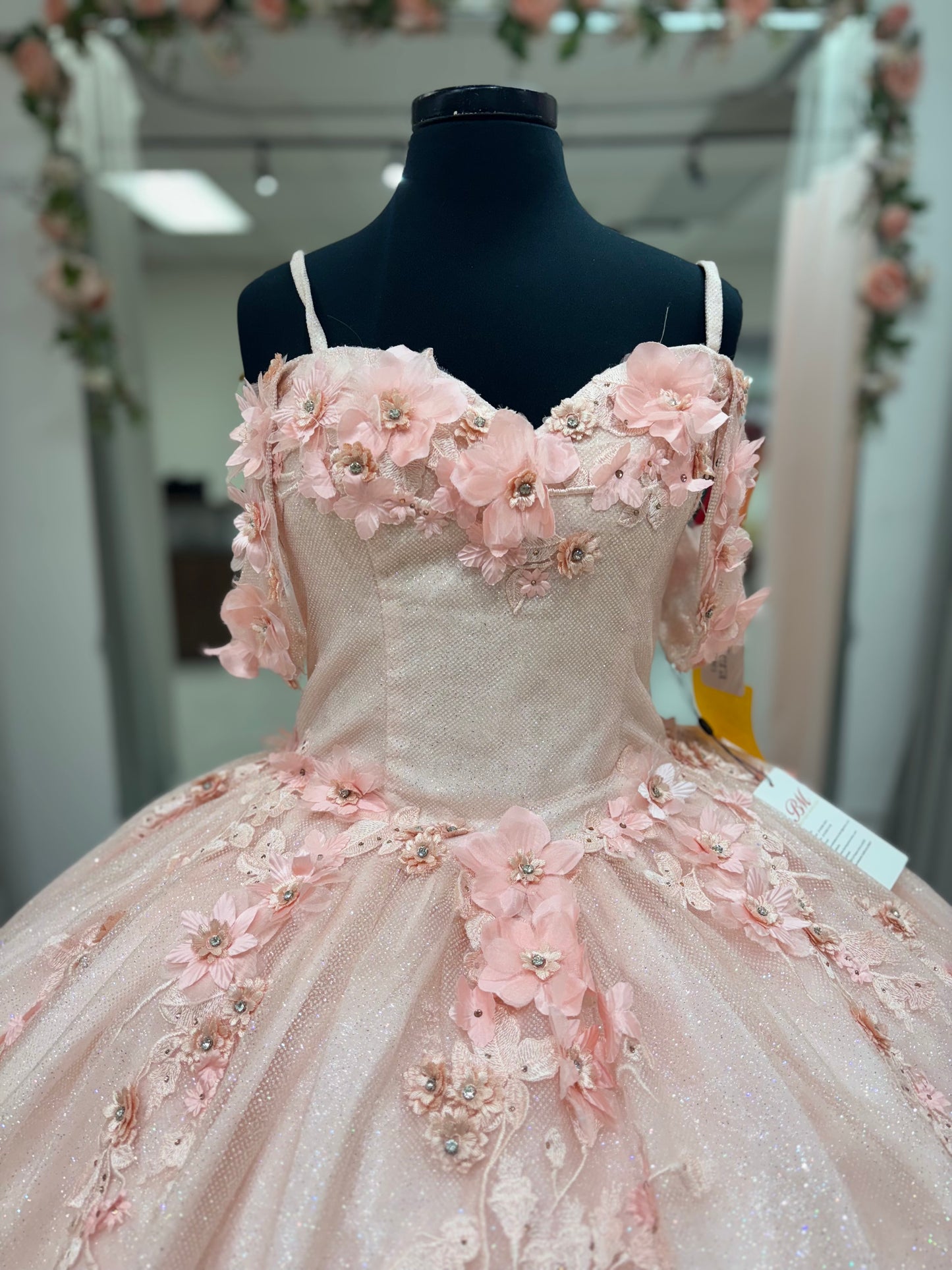 Blossoming Rose Serenity 56443