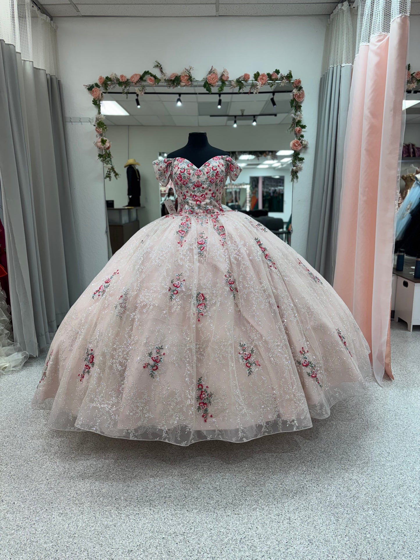 Blossom Royale B8941
