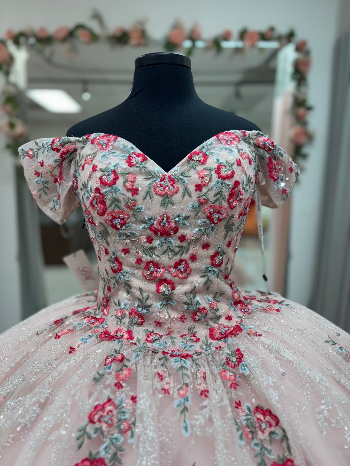 Blossom Royale B8941