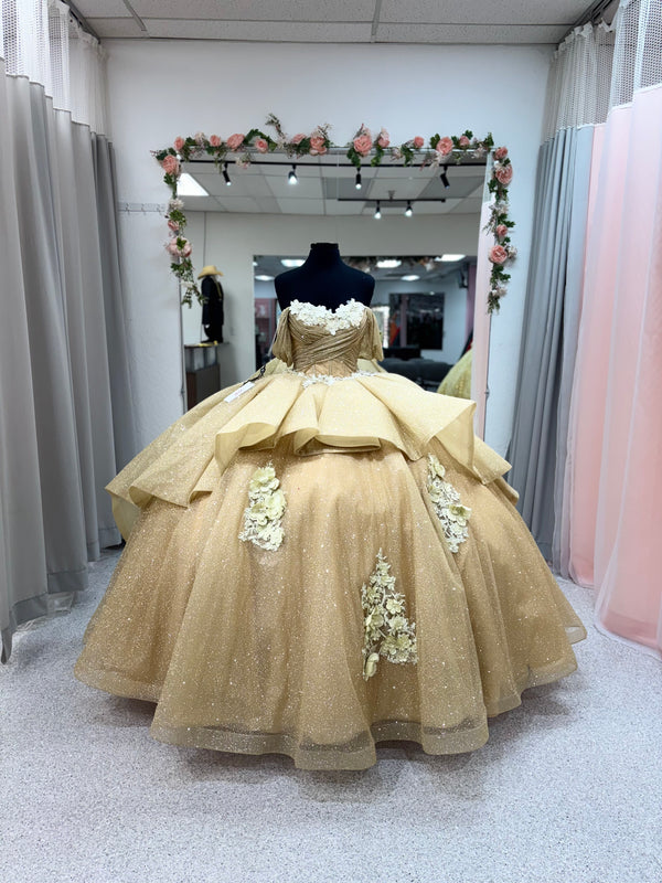 Golden Ivory Bloom EV15-615 — Gold Quinceañera Dress