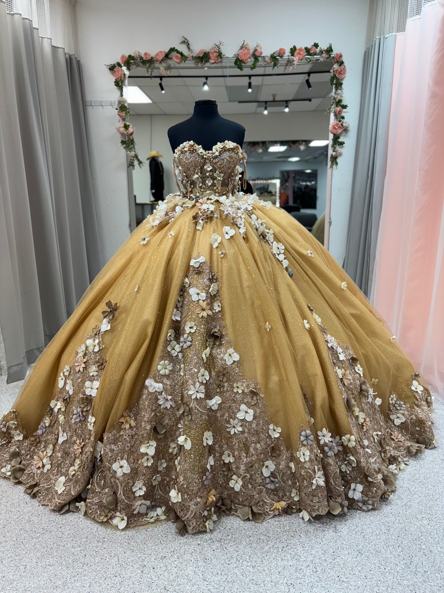 Golden Garden Empress