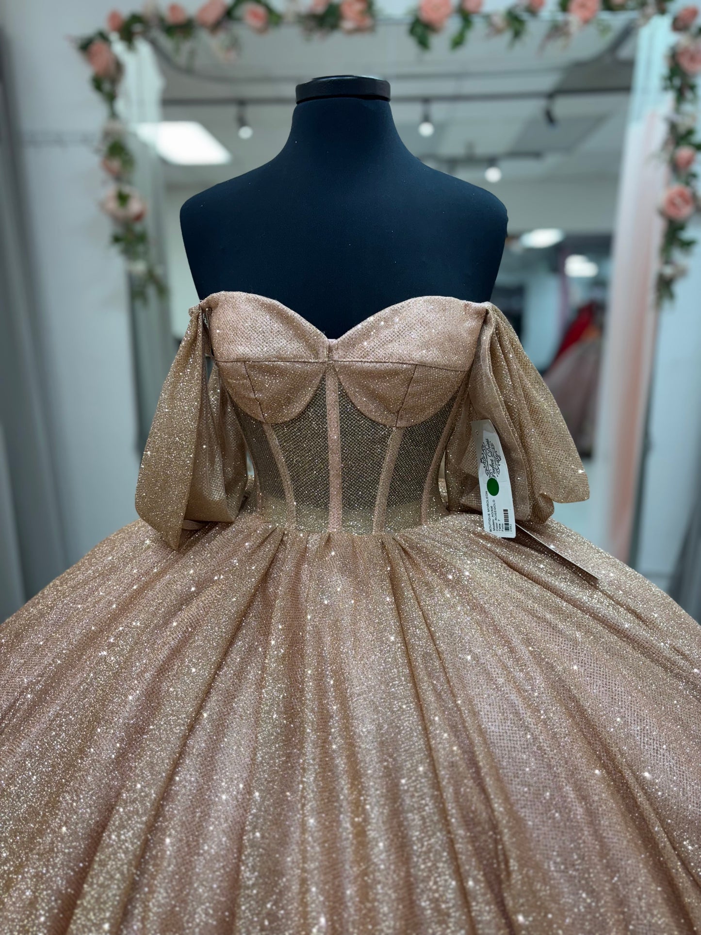 Golden Sparkle Majesty
