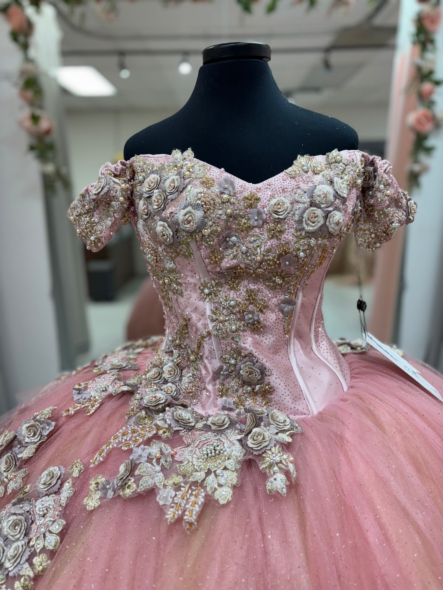 Blush Rose Royale DV86-586