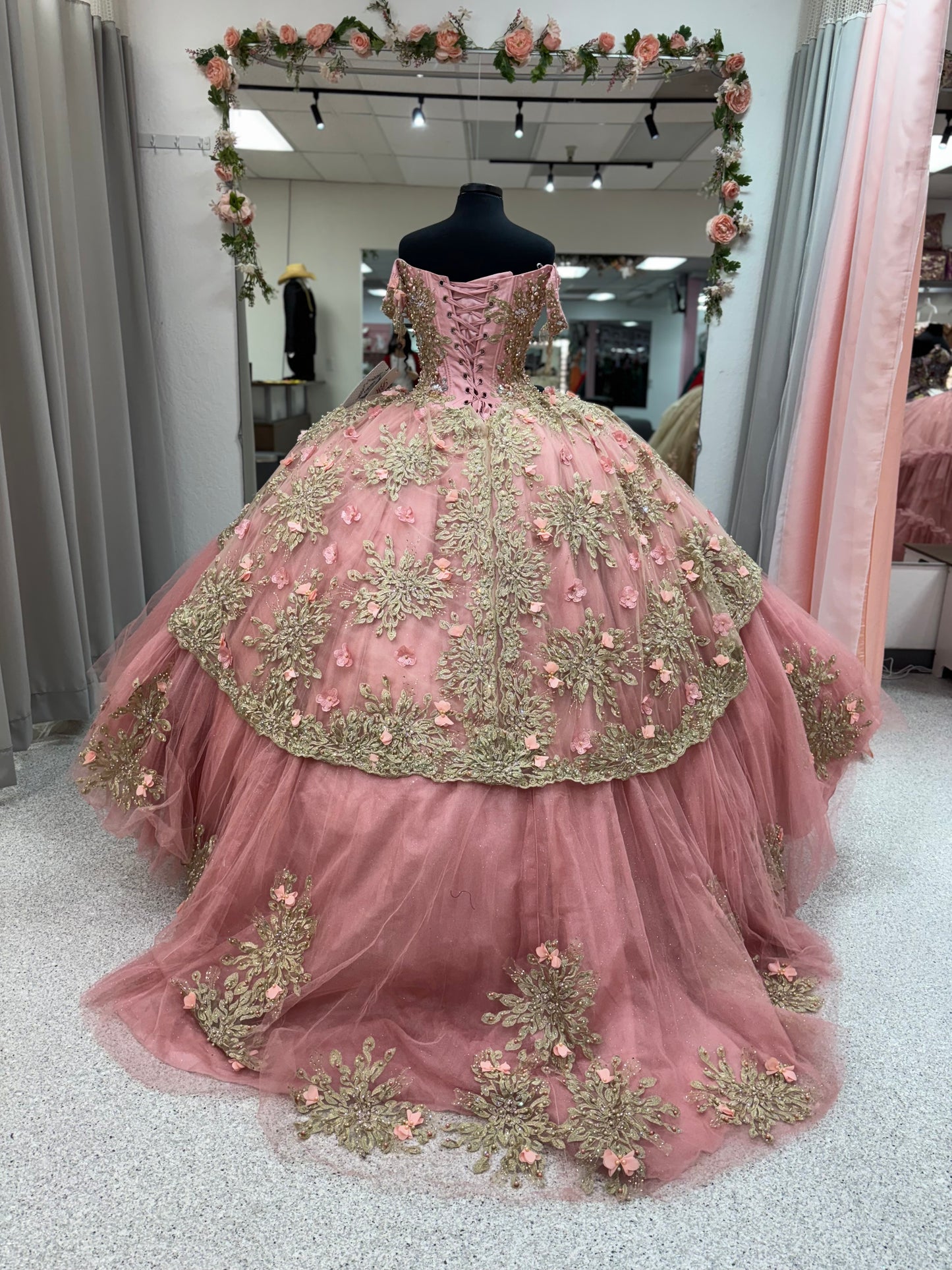 Blush Garden Empress DV55-555