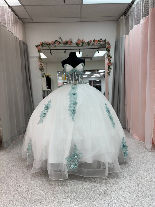 Mint Whisper Elegance