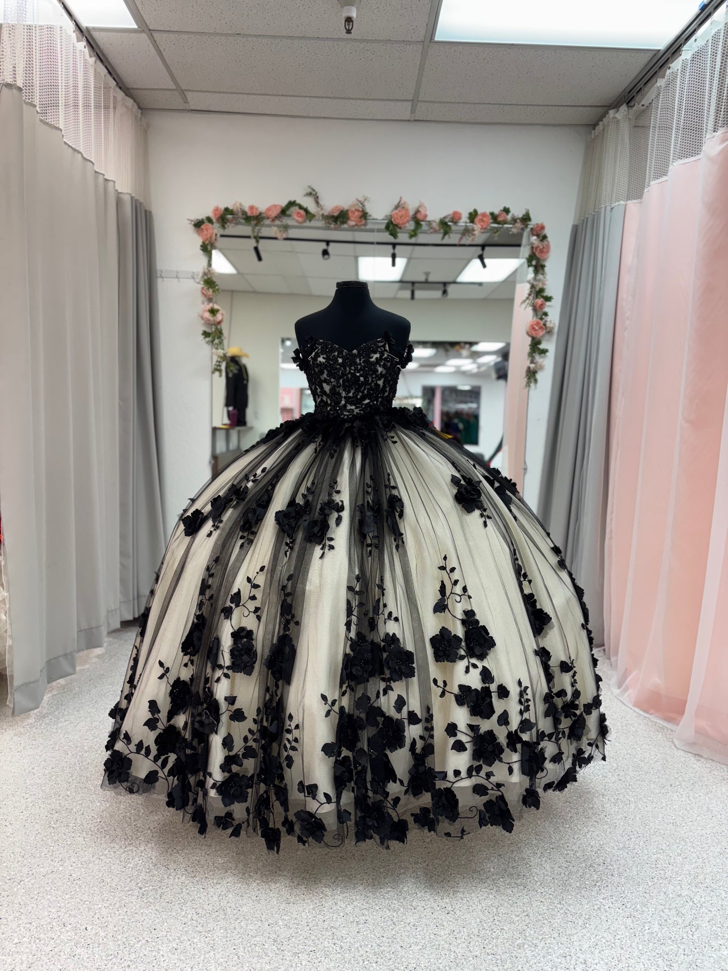Midnight Ivory Elegance