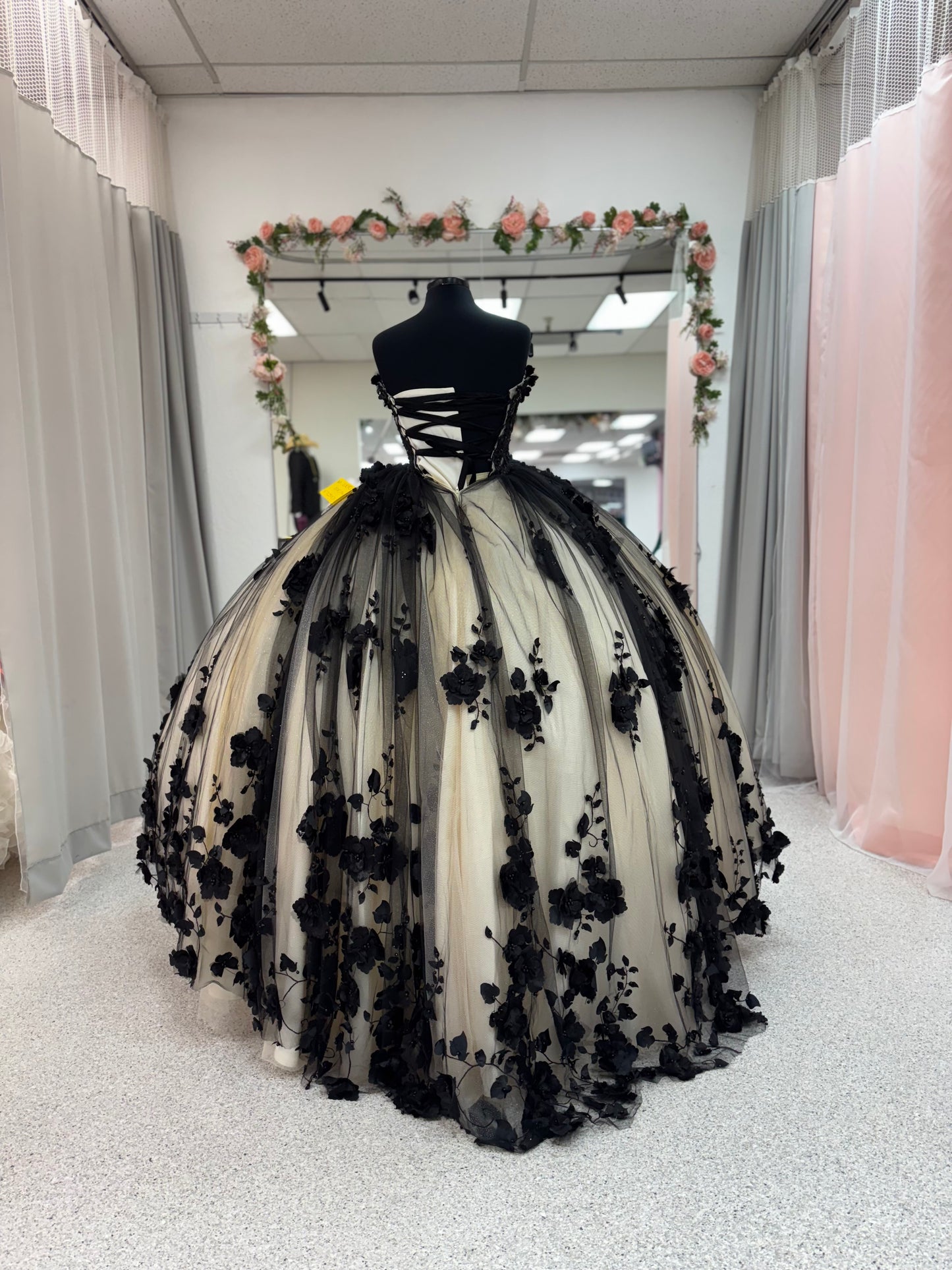 Midnight Ivory Elegance